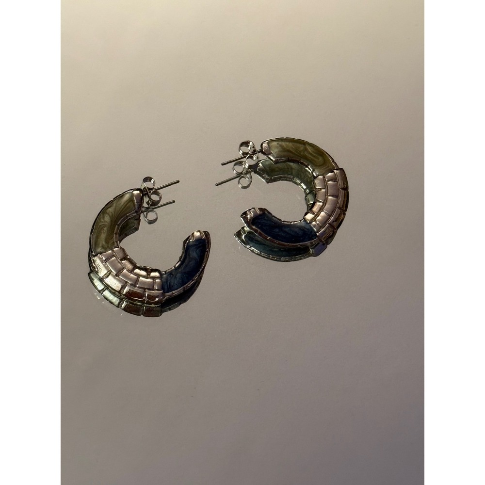 Vintage Two Tone Enamel 3/4 Circle Hoop Earrings Blue Green Silver Tone Post - Picture 2 of 10